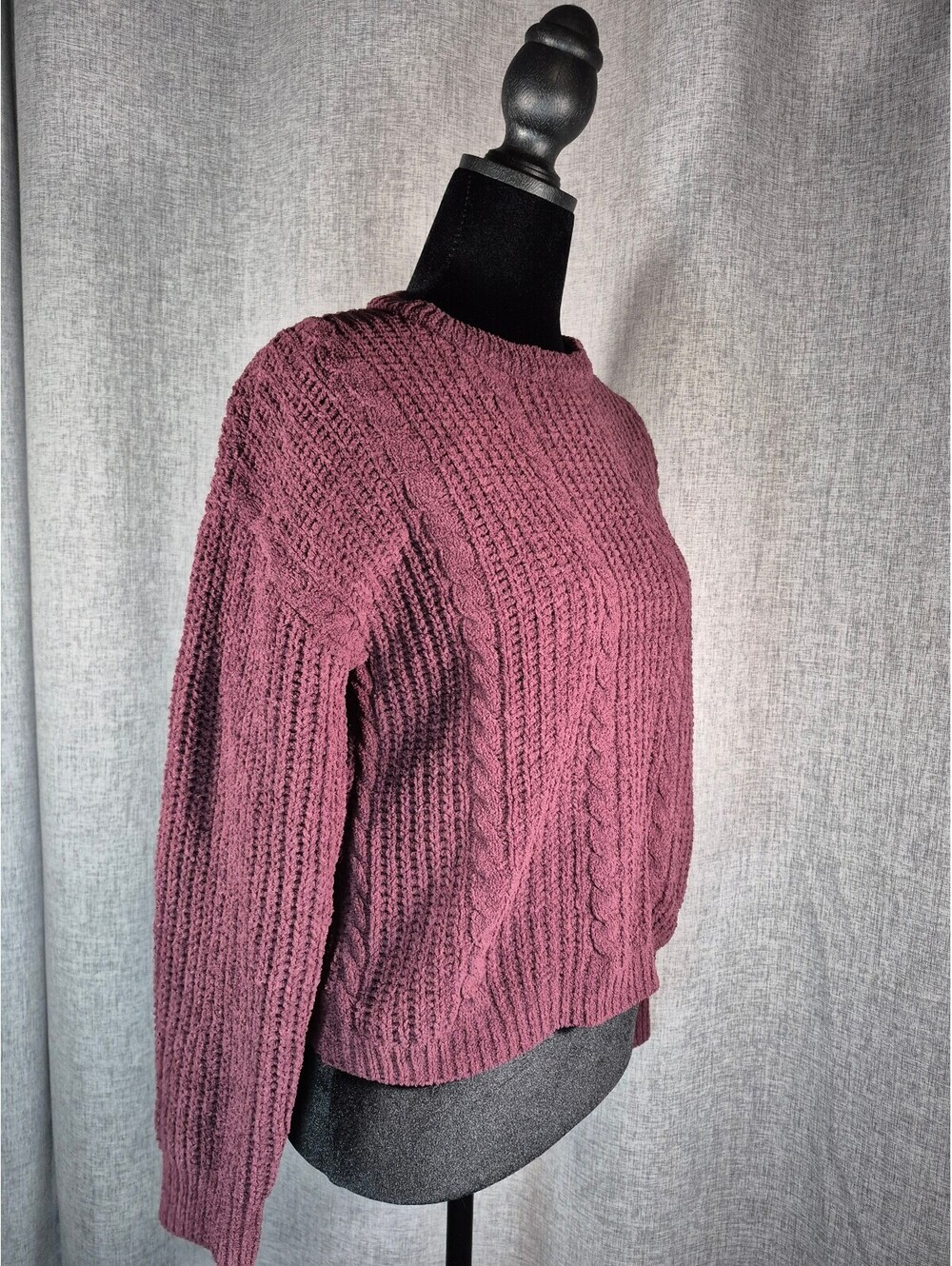 Moral Fiber Women’s Small Maroon Cable Knit Crewneck Sweater